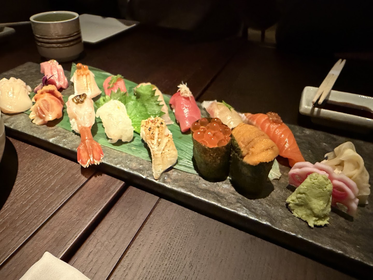 Shiro Central: high quality appetizing sushi platter
