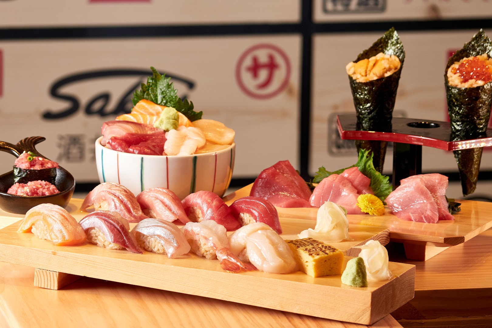 Sushi Raku & Bar: high quality professional food photography