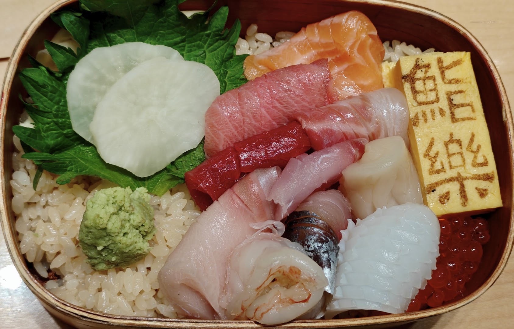 Sushi Raku & Bar: appetizing high quality food photo