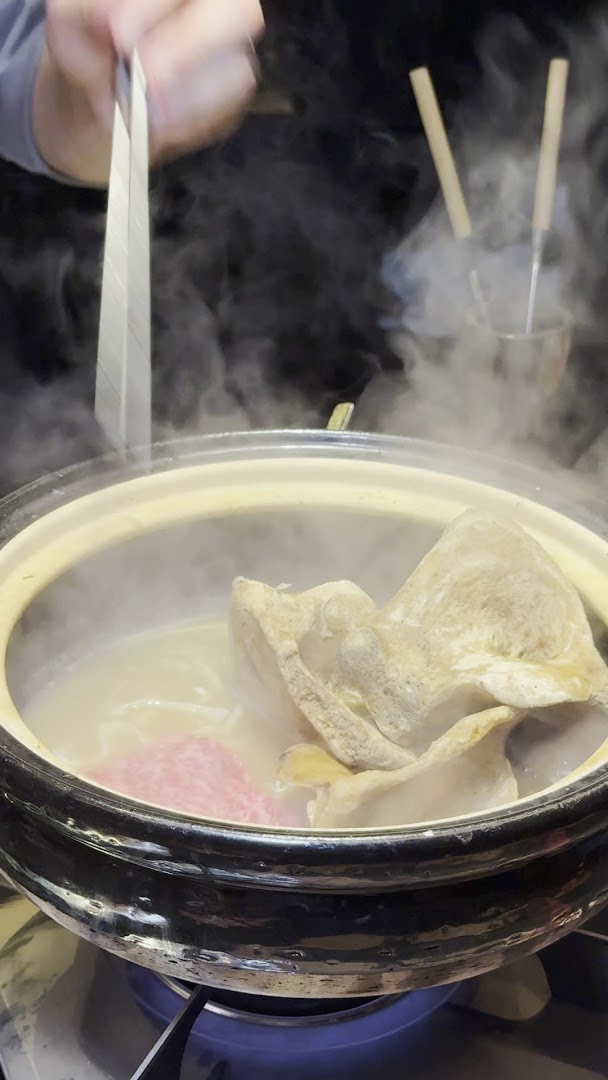 Yakiniku Yama Oku: appetizing shot of cooking food