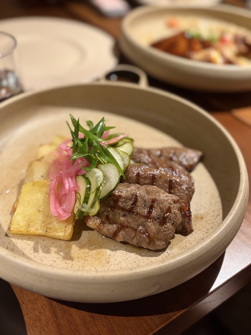 YURT: appetizing, high-quality food photography