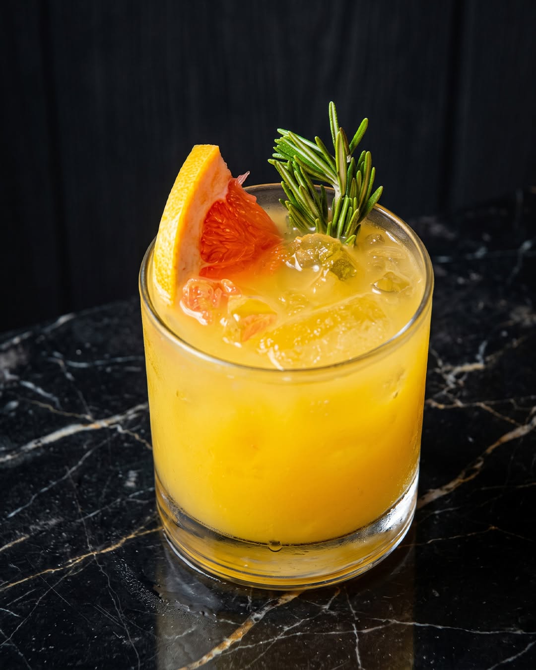 Baltazhar: professional high-quality cocktail photo