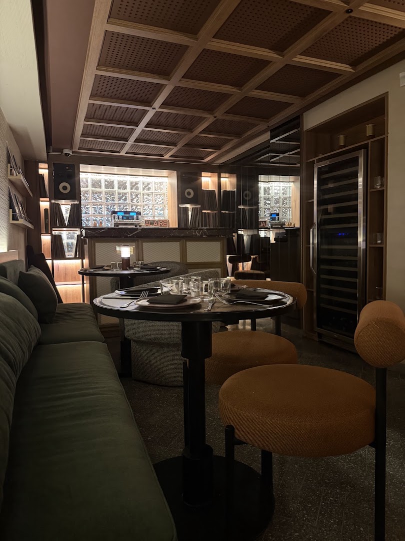 Emiliano Restaurante: high quality interior atmosphere shot