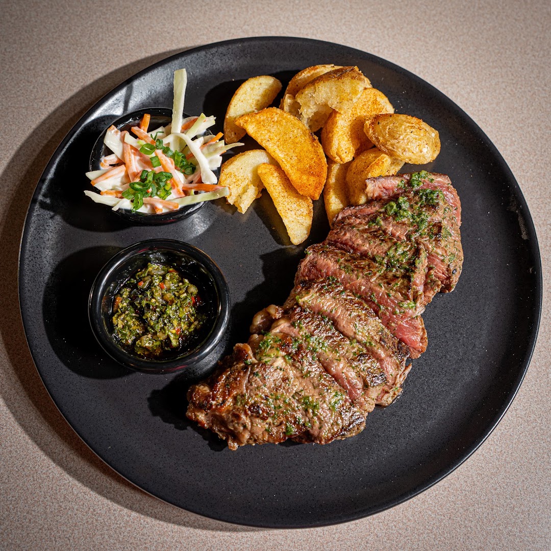 Neom Gastrobar: appetizing, high-quality food photography