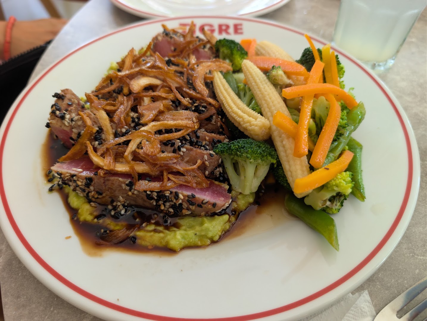 Tigre All Day: appetizing, high-quality food photography