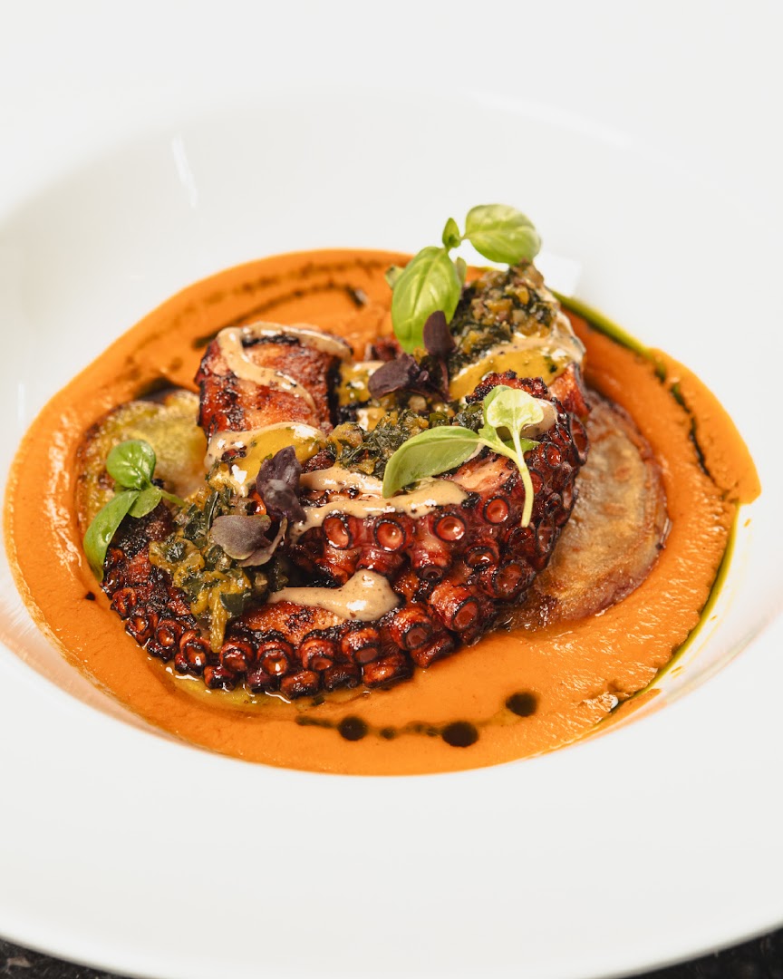 Adriano en Casa República: professional high-quality food photography