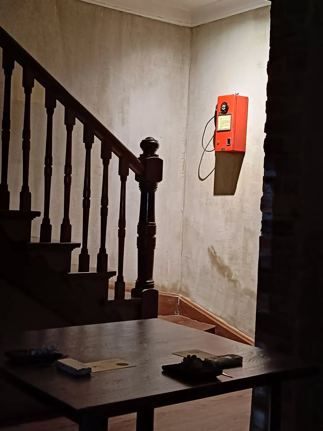 Antonia: atmospheric restaurant interior details