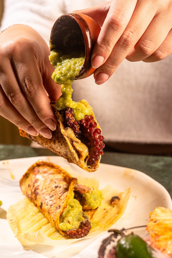 Gallo Colorado: high quality appetizing food shot