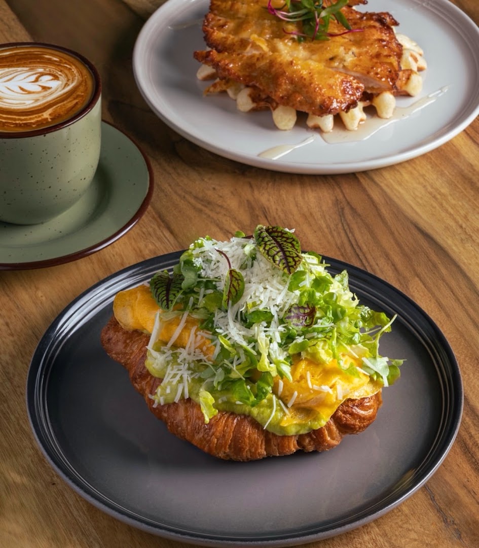 LONDO Café Bistro: high quality, appetizing food photography