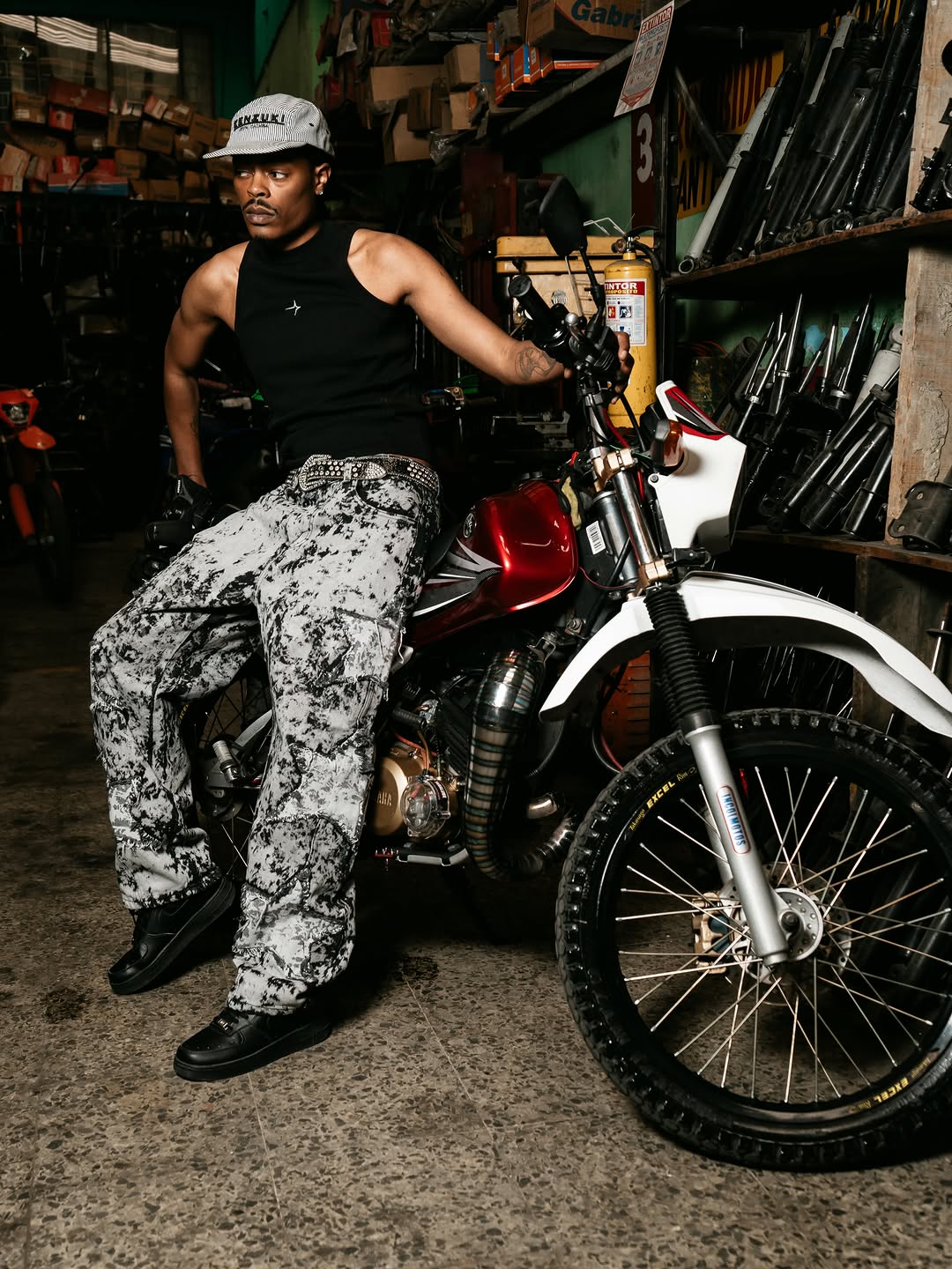 Squina 13: professional lifestyle shot showcasing shop