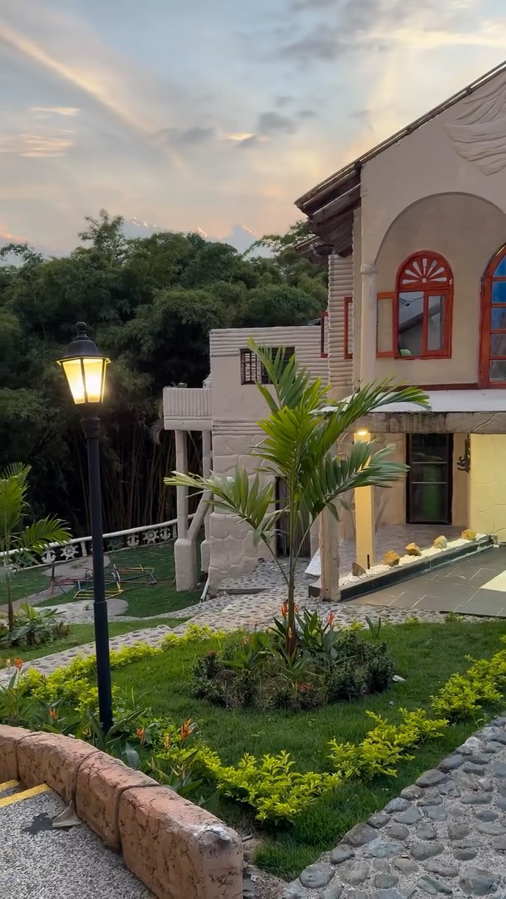 Origen Nativo: beautiful exterior and inviting atmosphere