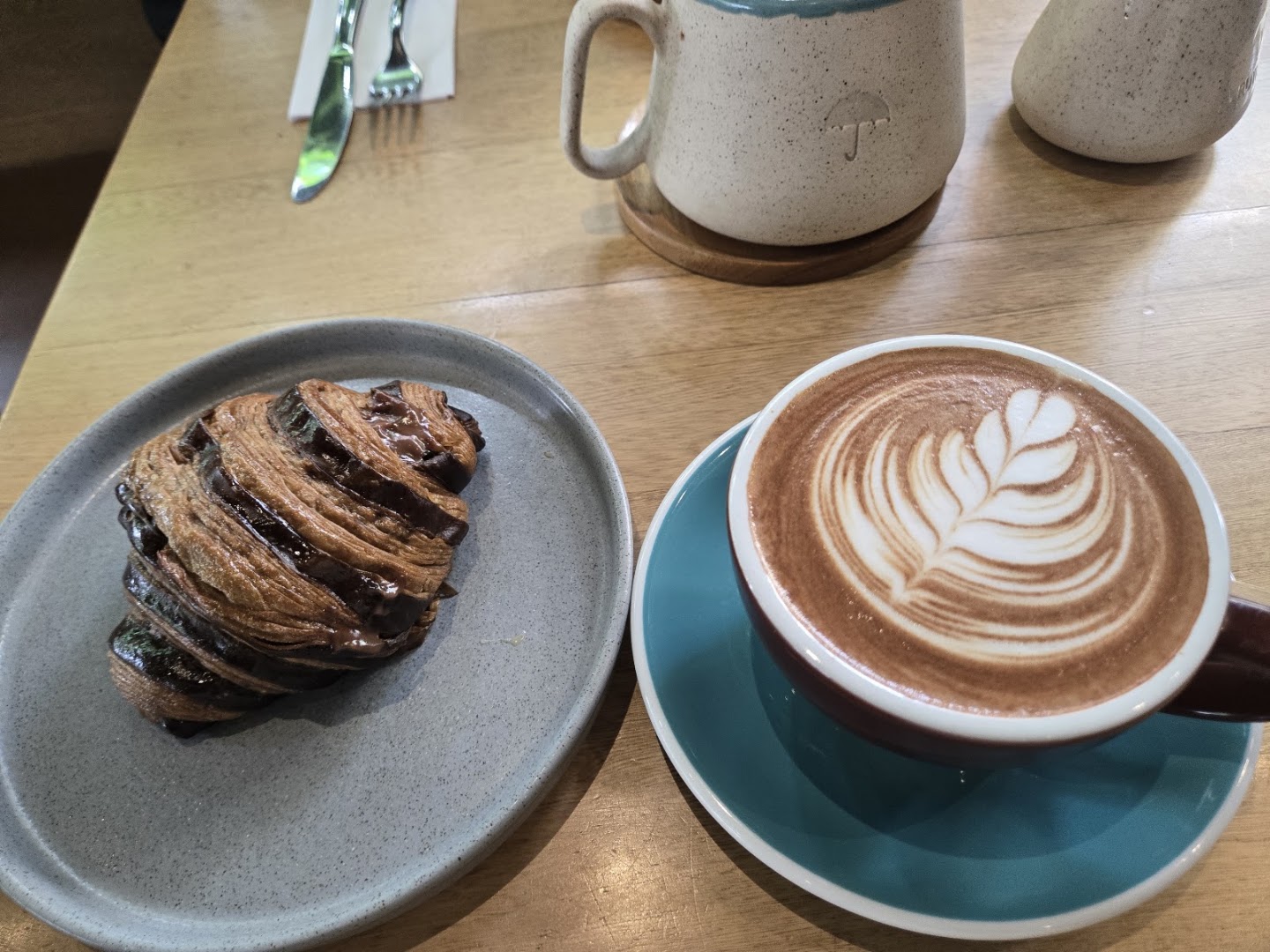 Rutina Café: appetizing photo of coffee pastry