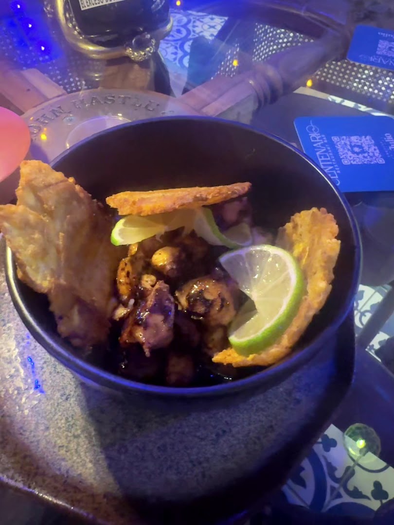 Centenario Restaurant Bar: appetizing food photo