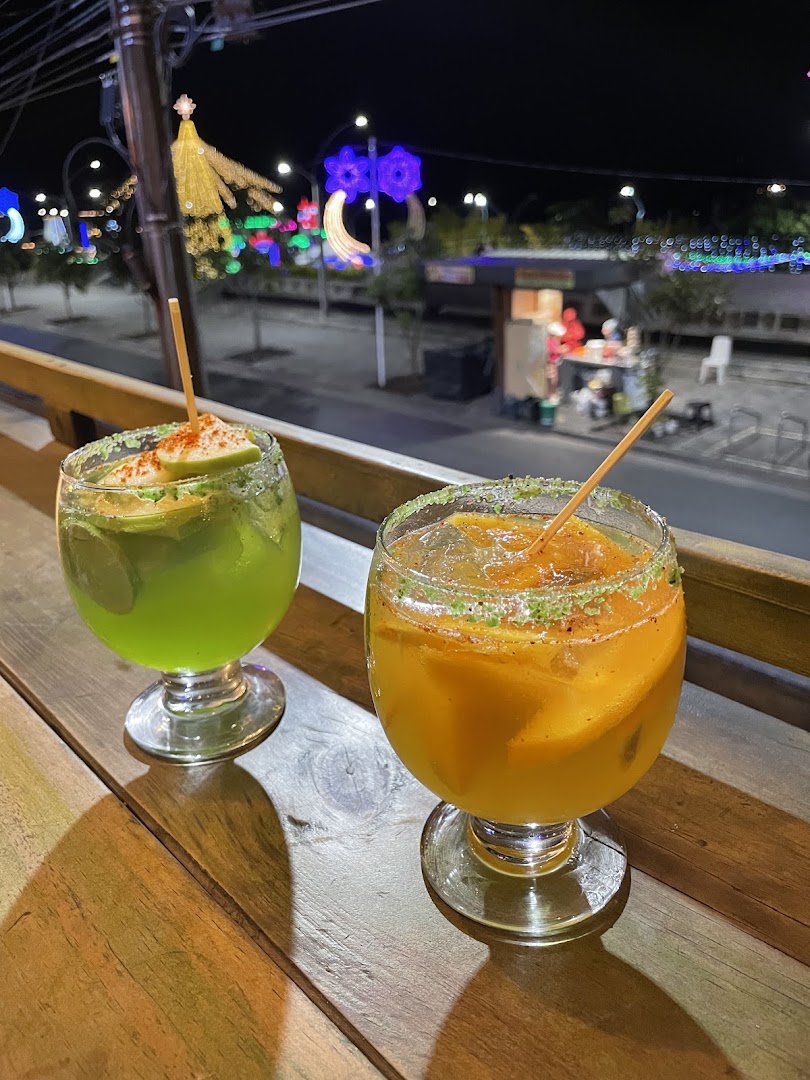 Don Oscar Parrilla Bar: appealing photo of restaurant drinks
