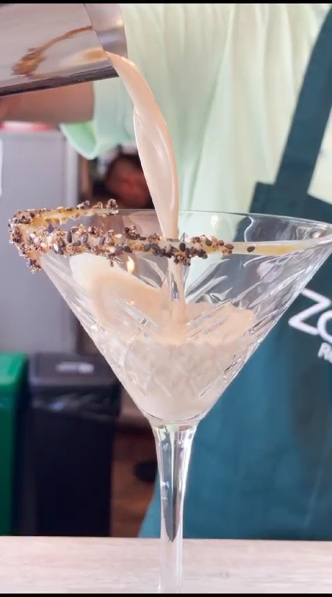 ZonaG Resto Bar: appealing drink preparation shot