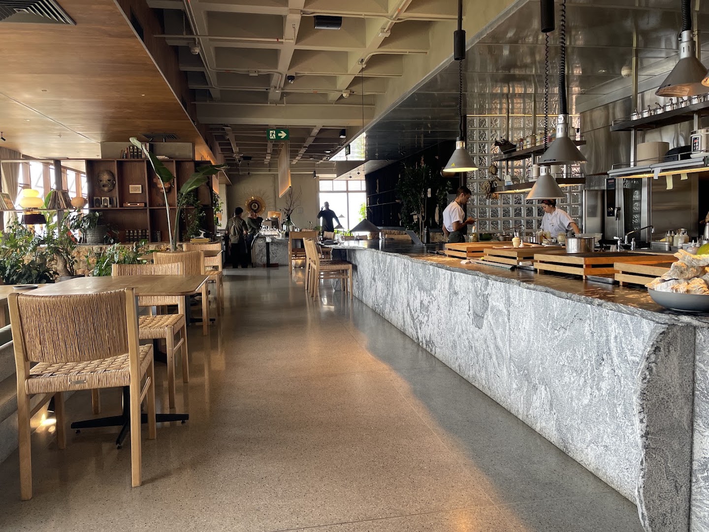 Espíritu: high quality interior restaurant shot