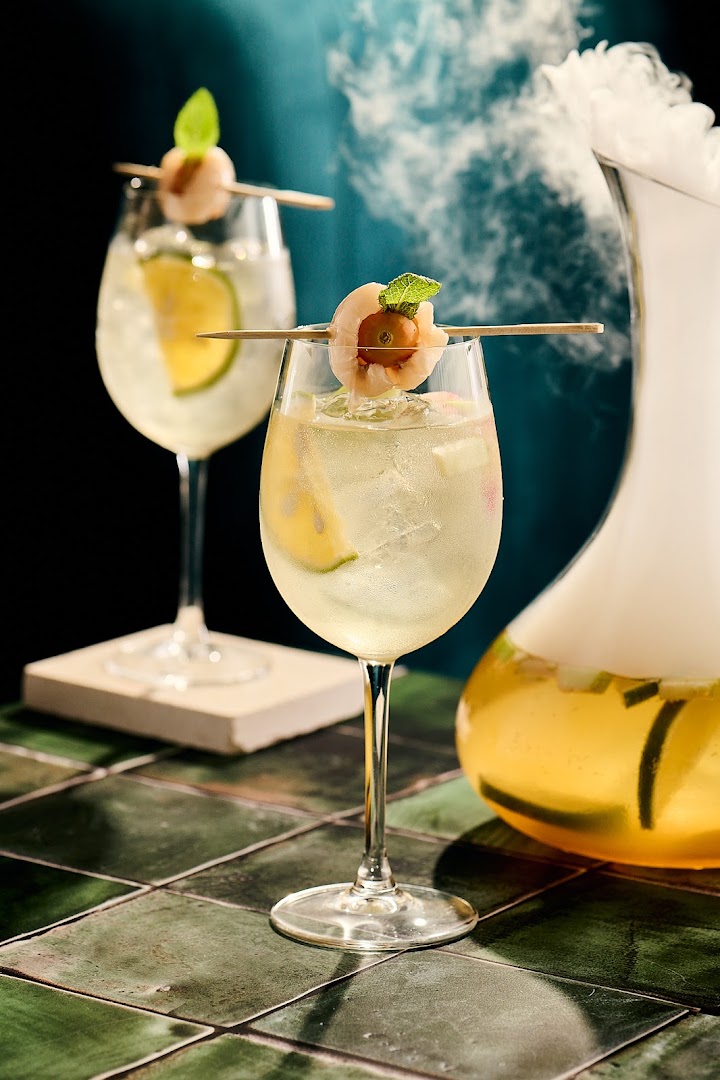 INFINITO Rooftop: professional high-quality cocktail photography