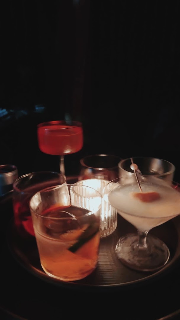 Konbini: high quality, atmospheric cocktail photo