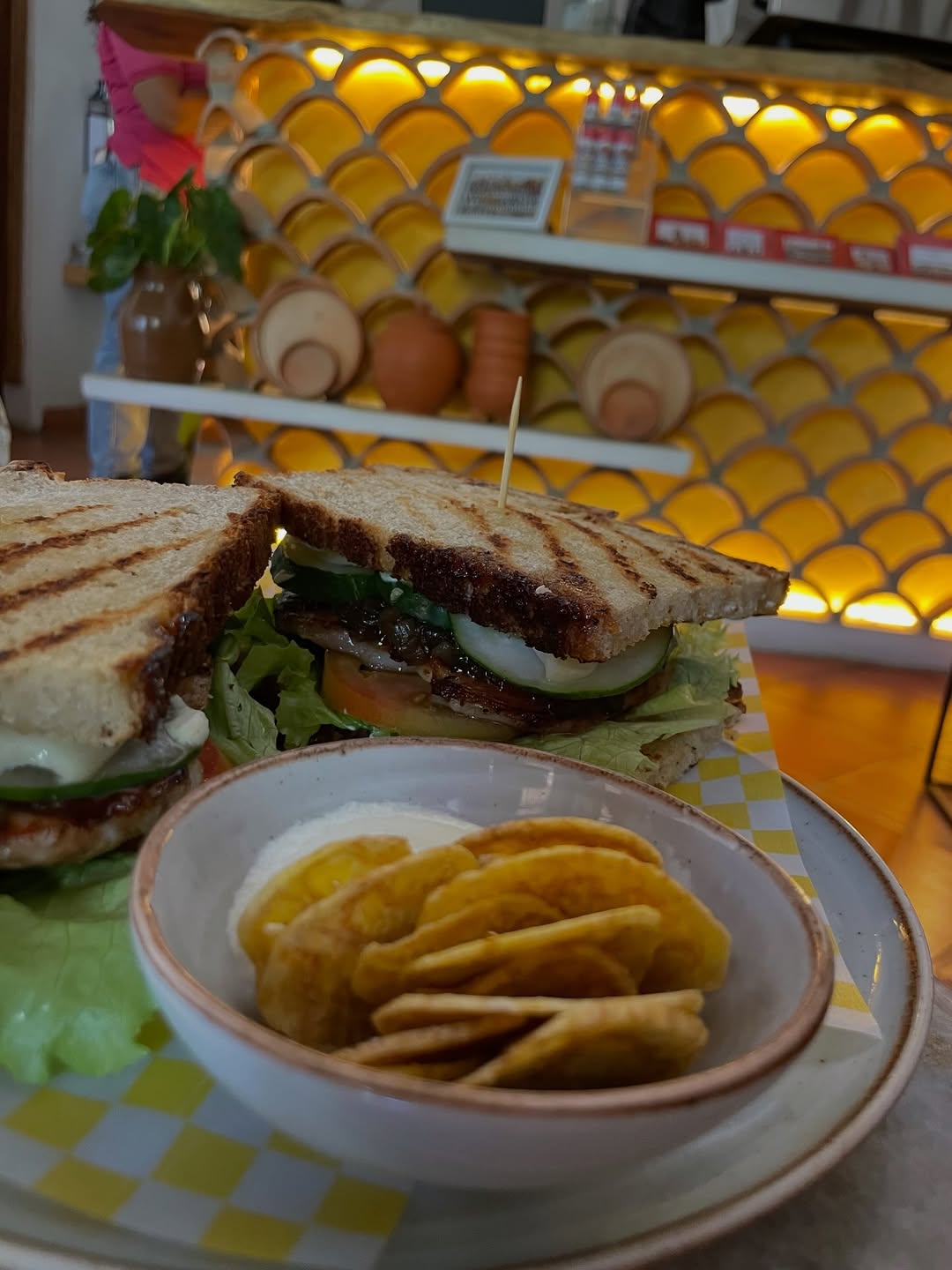 Café 1700: appetizing food photo with atmosphere