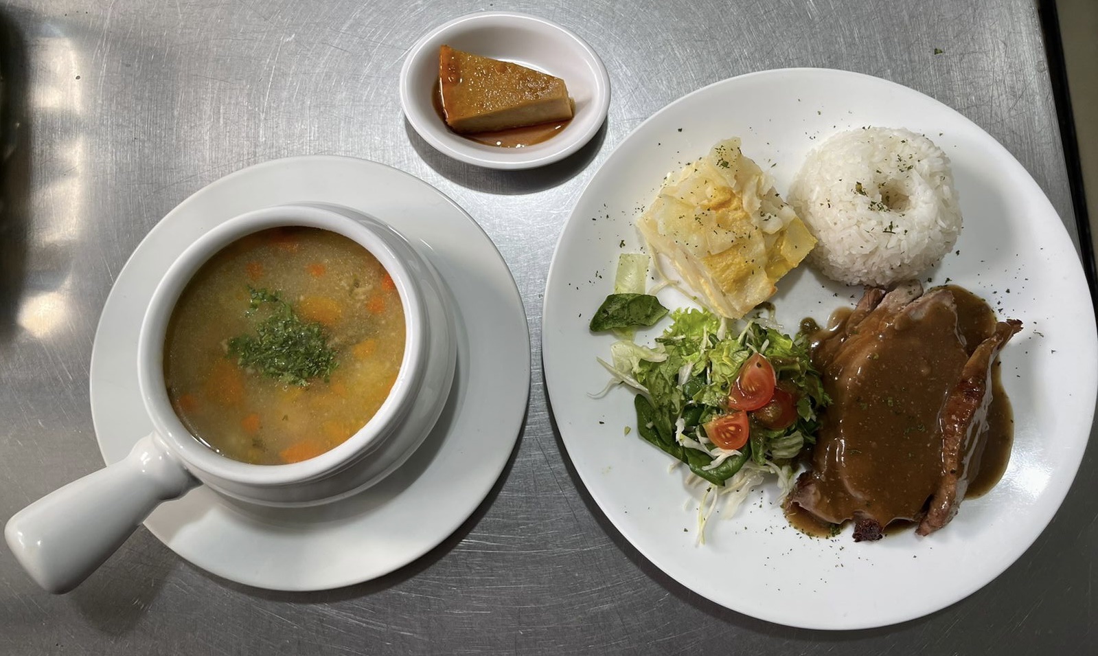 Carpe Diem: appetizing, clear photo of meal