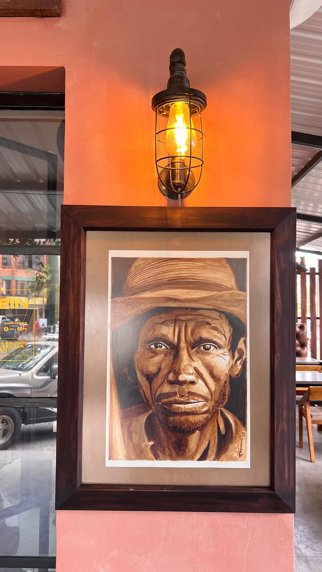 Kaffein: venue interior decor style well
