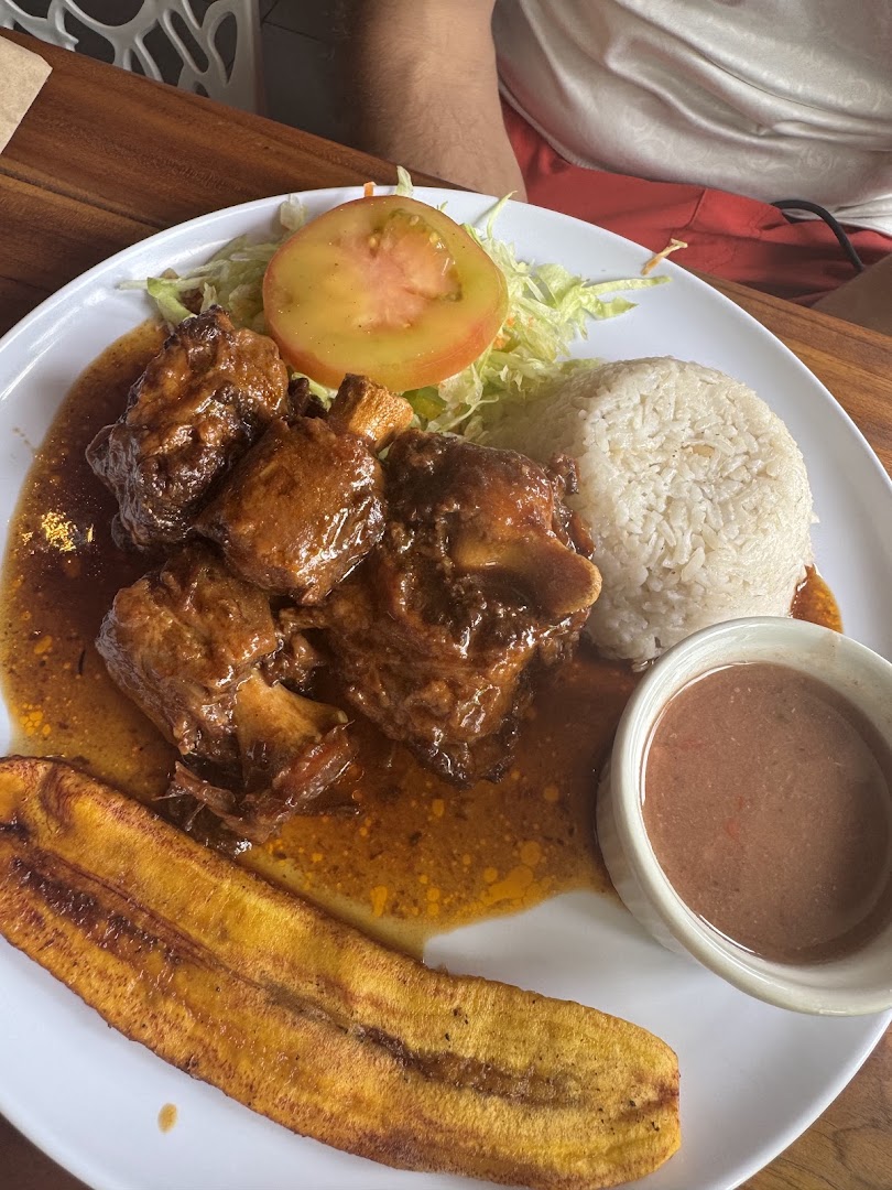 BaBud Downtown Island Home Taste: appetizing, clear photo of food