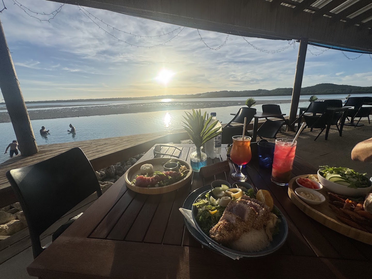 Blue Lagoon Restaurant & Bar: beautiful atmosphere and food presentation