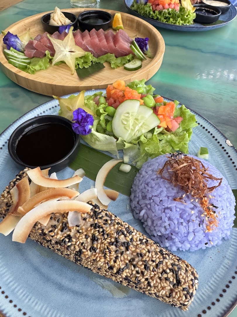 Blue Lagoon Restaurant & Bar: appetizing, high-quality food photography