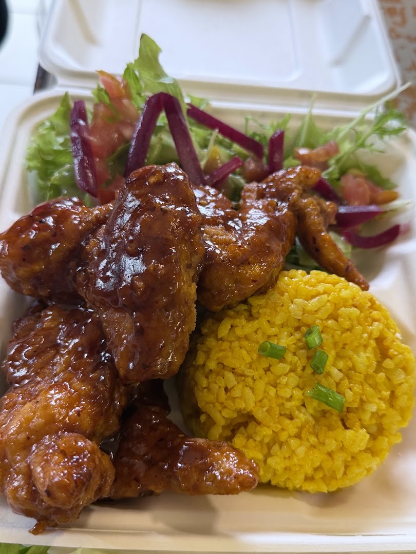 Manuia's Kitchen: appetizing photo of restaurant food