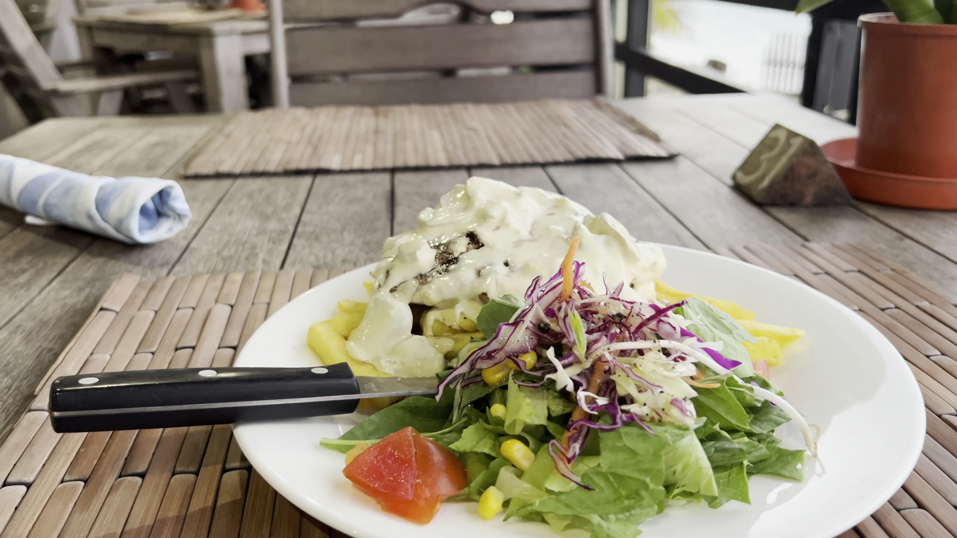 Hula Bar: appetizing photo of served food