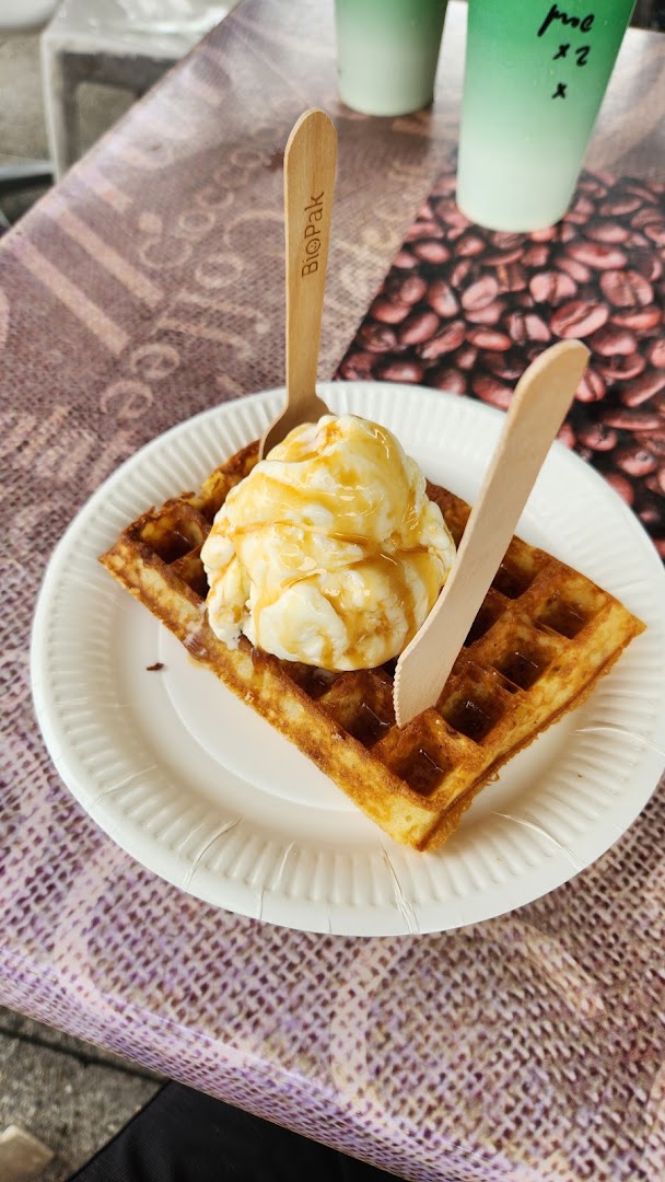 The Waffle Shack: appetizing photo of waffle dish