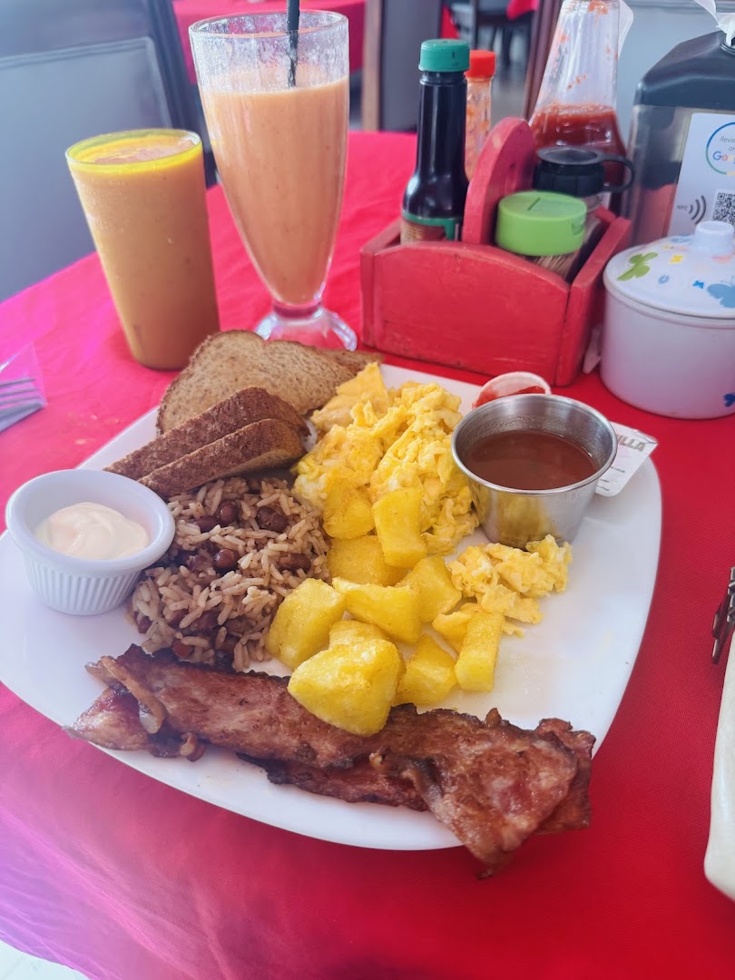 Sunrise Breakfast Place: appetizing breakfast food photo