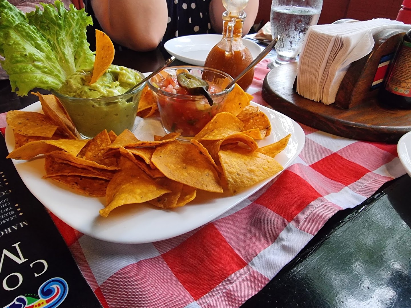 Tiquicia: appetizing photo of restaurant food