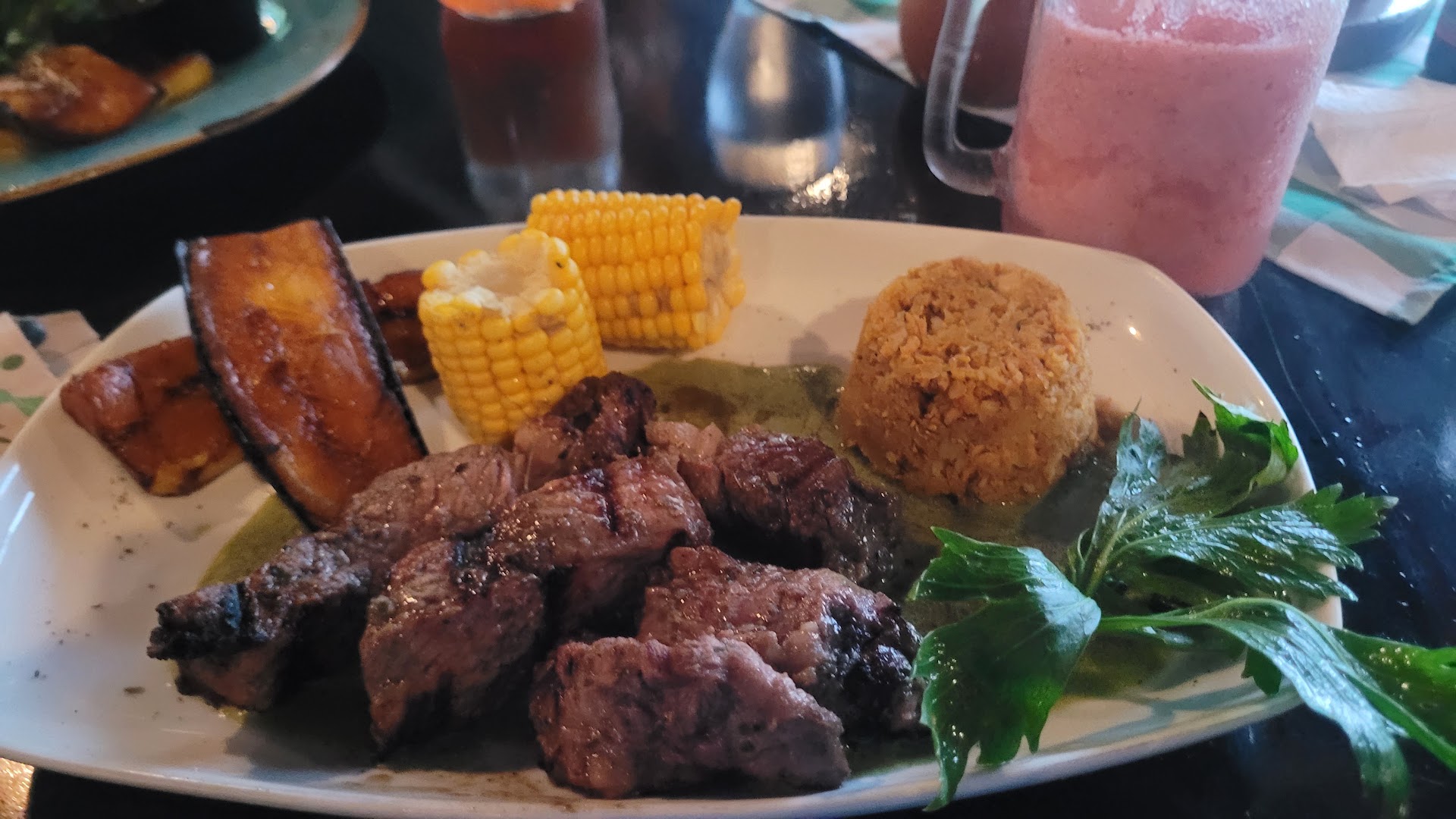 Tiquicia: appetizing photo of restaurant meal
