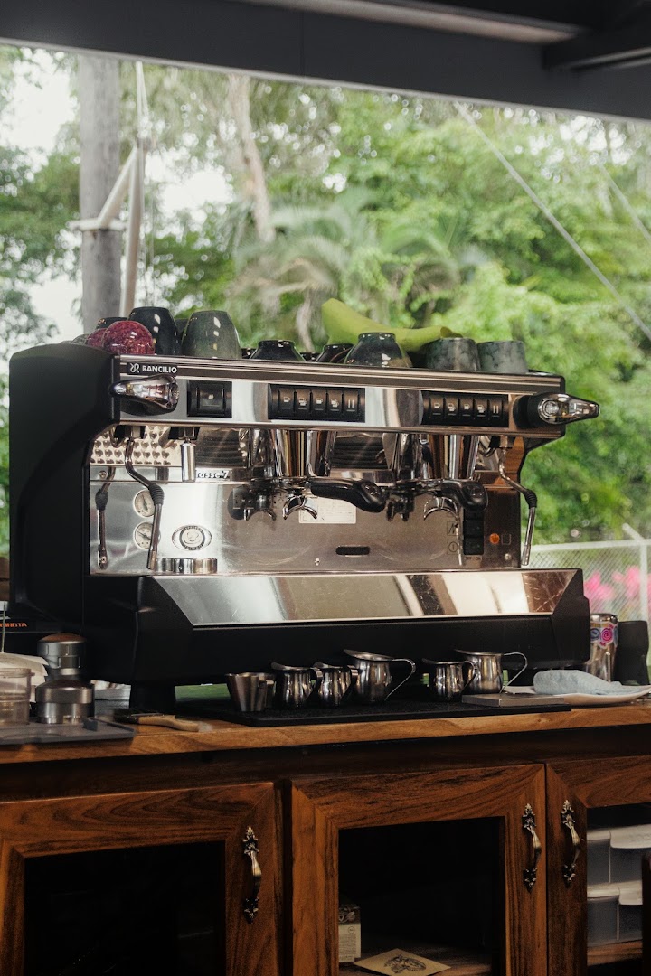 Typica Coffee Bar & Grill: professional photo of coffee equipment
