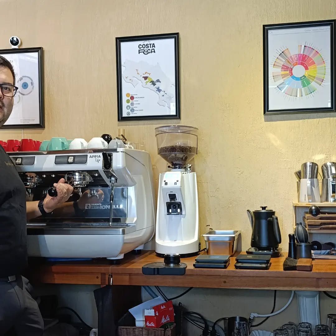 Kaffi Specialty Coffee: professional barista and coffee equipment