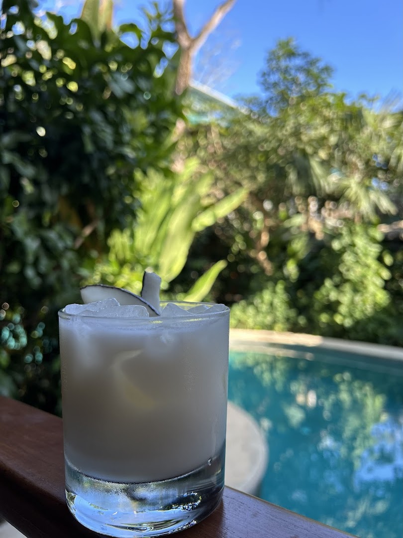 El Manglar: appealing drink and venue atmosphere