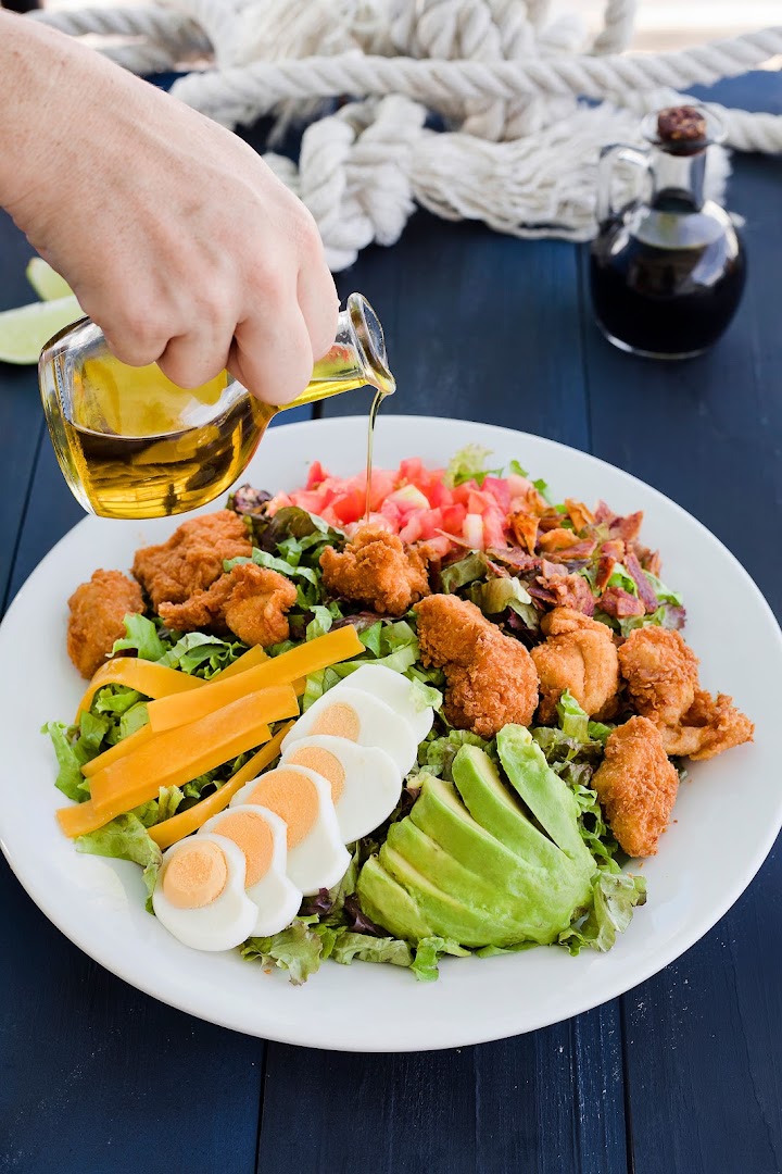 Runaway Grill: appetizing, high-quality food photography