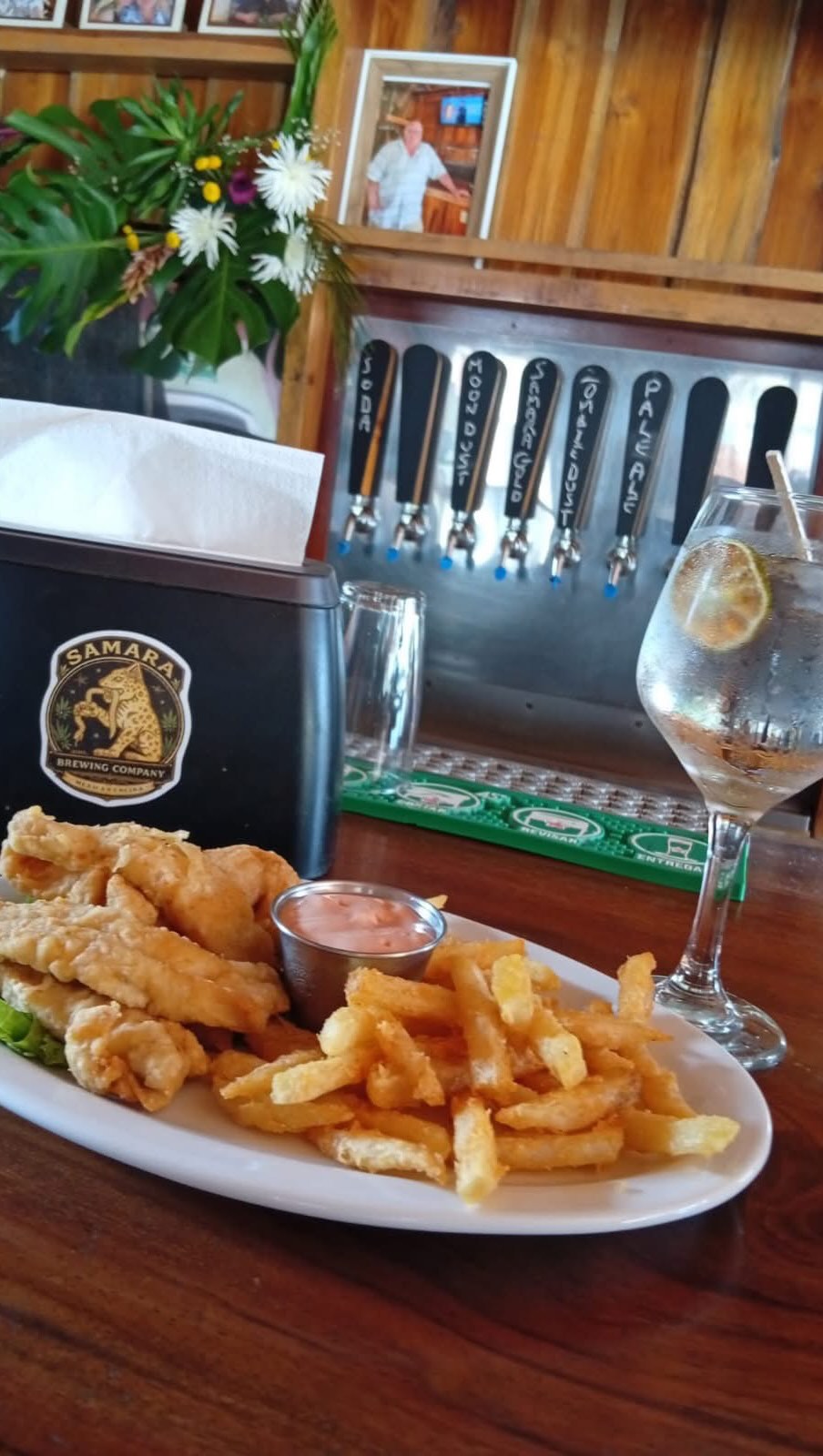 Sámara Brewing Company & Mexican Cocina: appetizing food and venue atmosphere