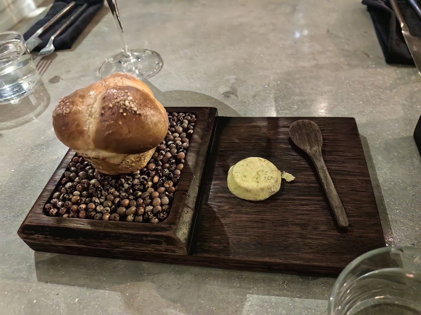 Amana: appetizing and professional food presentation