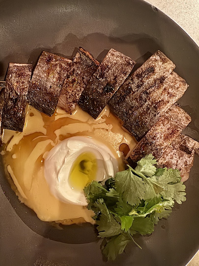 Amana: appetizing, high-quality food photography