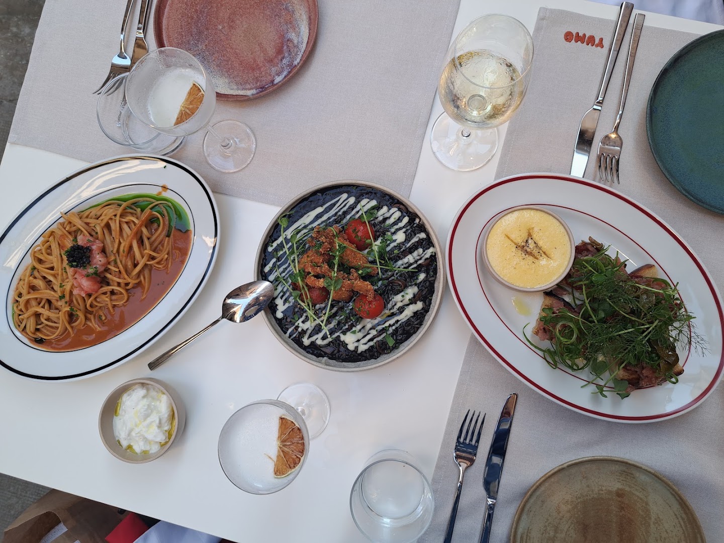 Yumo: appetizing, high-quality food photography