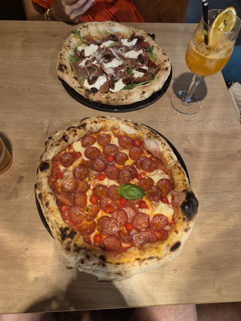 Bocconcino Pizza Bar: appetizing photo of restaurant food