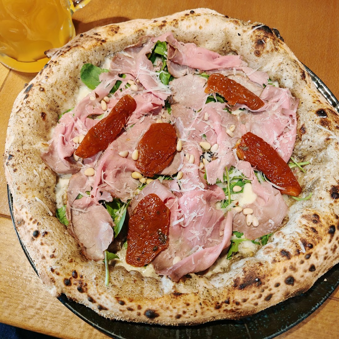 Bocconcino Pizza Bar: appetizing, high-quality food photography