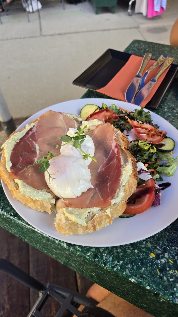 Buffet Sloboda: appetizing and clear food photo