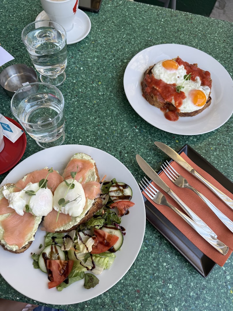 Buffet Sloboda: appetizing, high-quality breakfast food photo