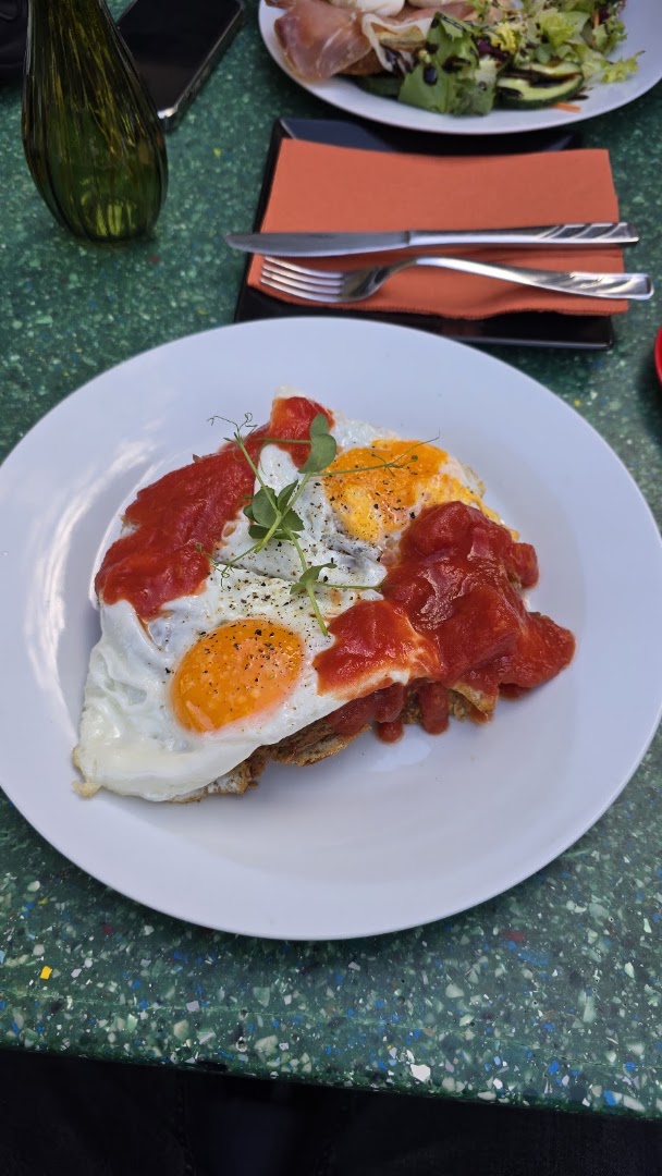 Buffet Sloboda: appetizing photo of breakfast dish