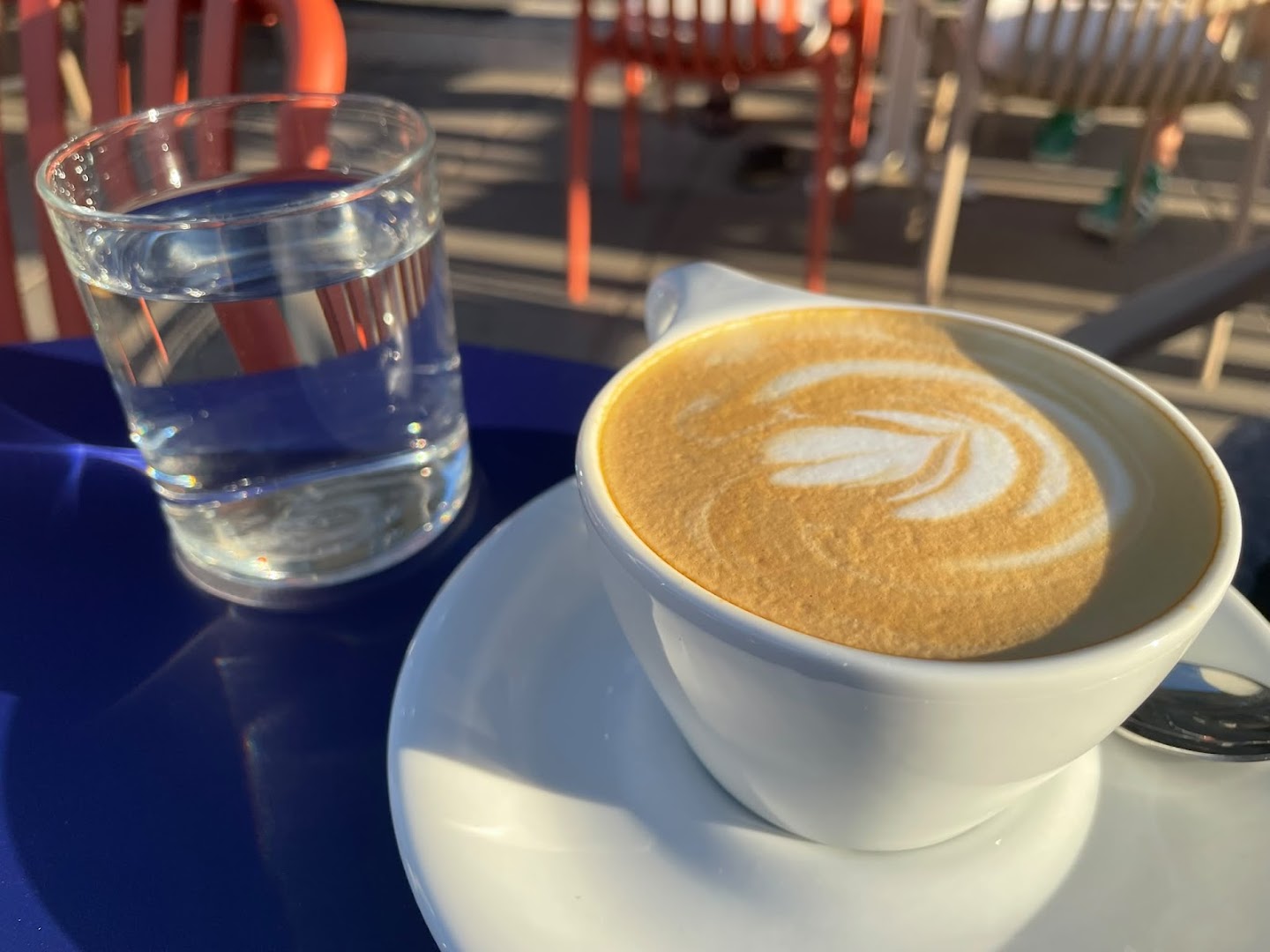 Fildz: appealing photo of coffee drink