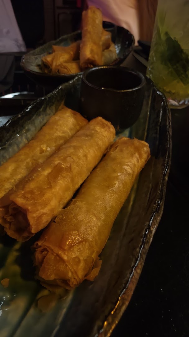 Nomikai: appetizing photo of bar food