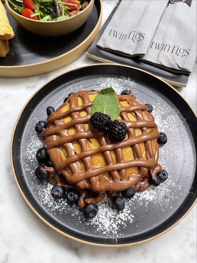 Twin Figs: appetizing, high-quality food photography